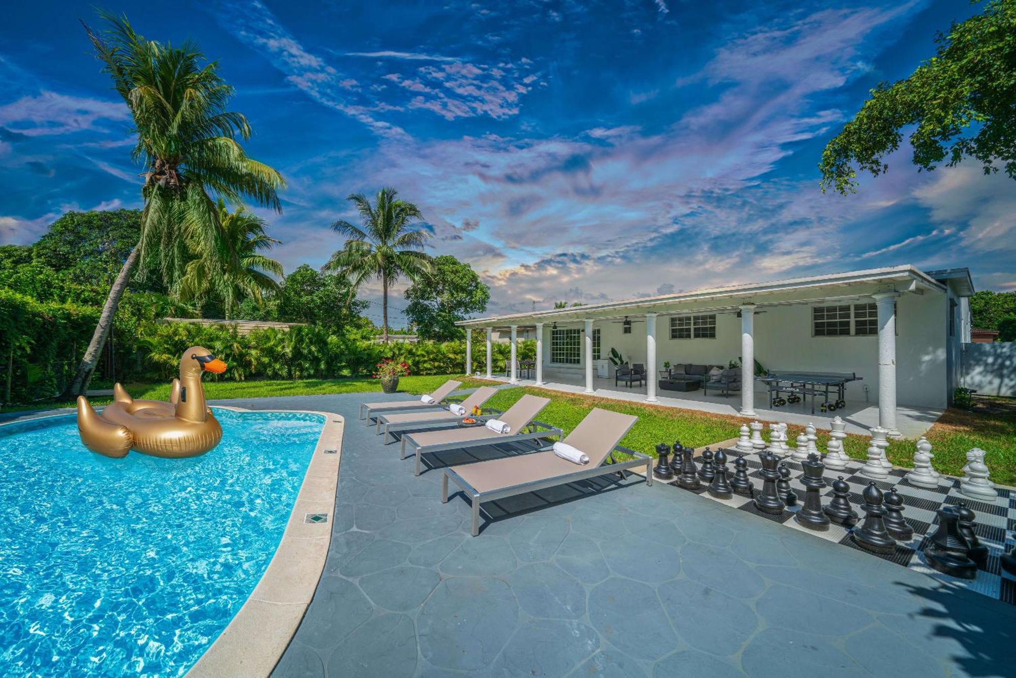 New Tropical Oasis Retreat In Miami Villa Luaran gambar