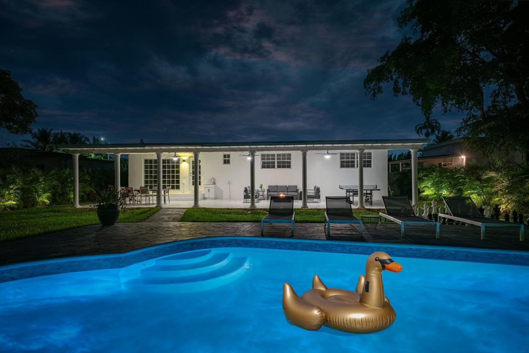 New Tropical Oasis Retreat In Miami Villa Luaran gambar